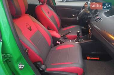 Универсал Renault Megane 2011 в 