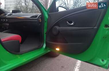 Универсал Renault Megane 2011 в 
