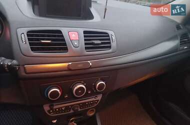 Универсал Renault Megane 2011 в 