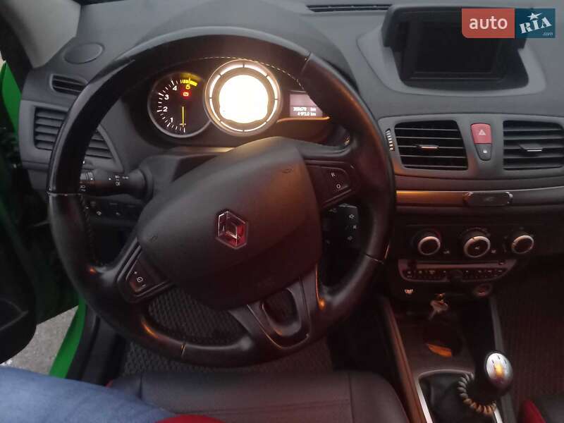 Универсал Renault Megane 2011 в Черкассах фото 42 Универсал Renault Megane 2011 в Черкассах