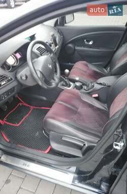 Универсал Renault Megane 2011 в 