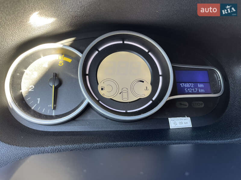 Хэтчбек Renault Megane 2009 в Николаеве фото 21 Хэтчбек Renault Megane 2009 в Николаеве