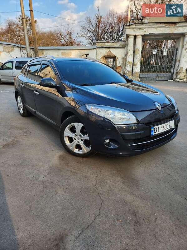 Универсал Renault Megane 2010 в 