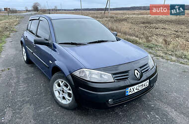 Хэтчбек Renault Megane 2003 в Краснокутске