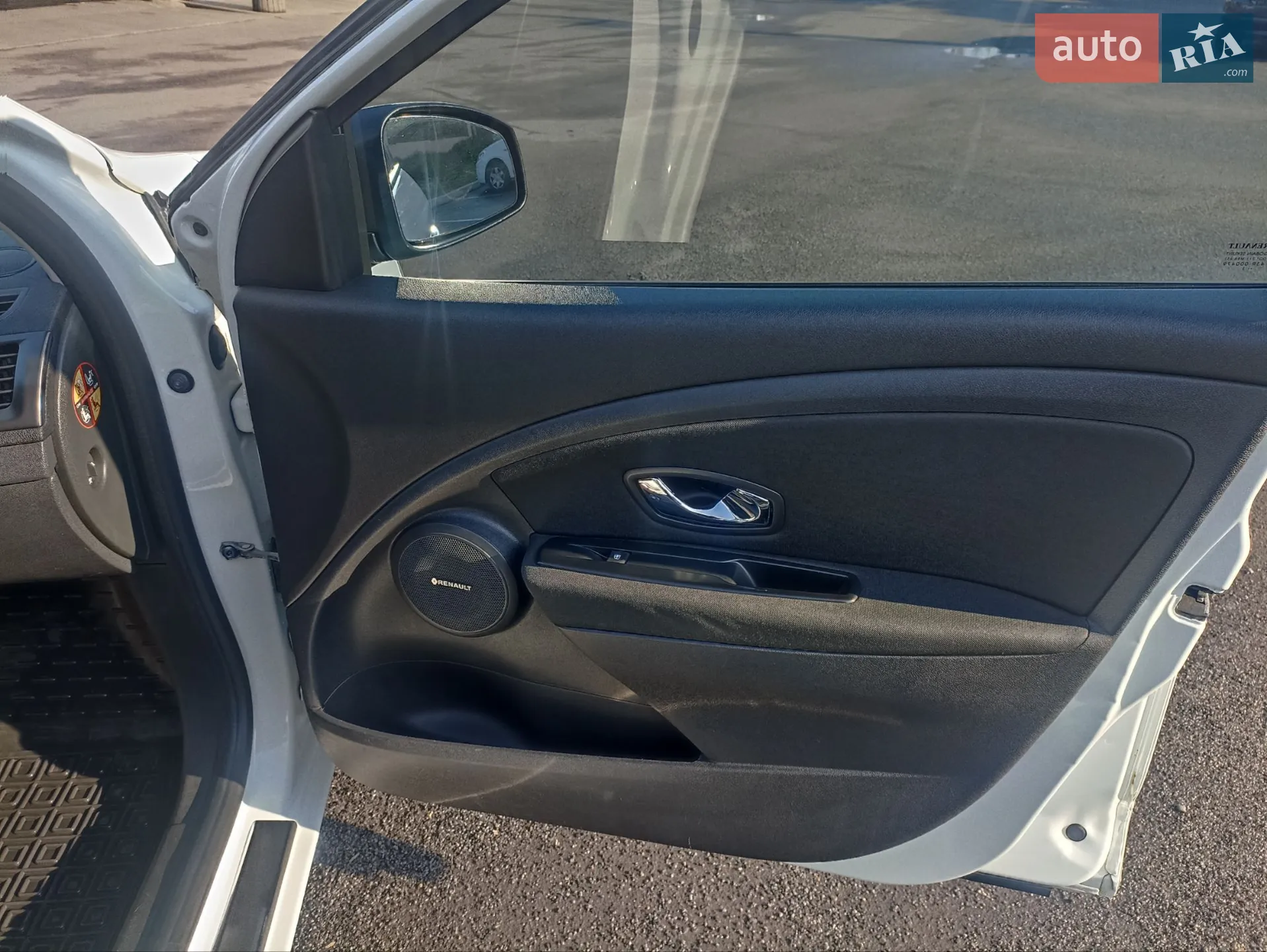 2013 Renault Megane - мініатюра 21