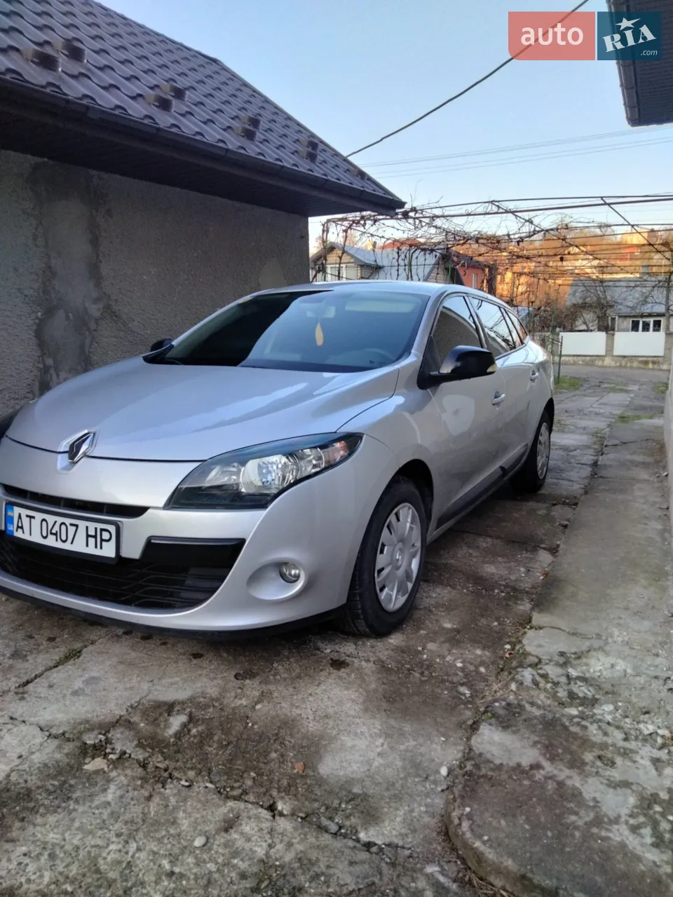 2010 Renault Megane - мініатюра 25