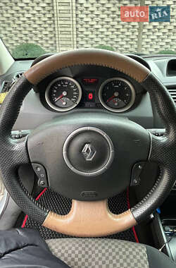 Хэтчбек Renault Megane 2003 в 