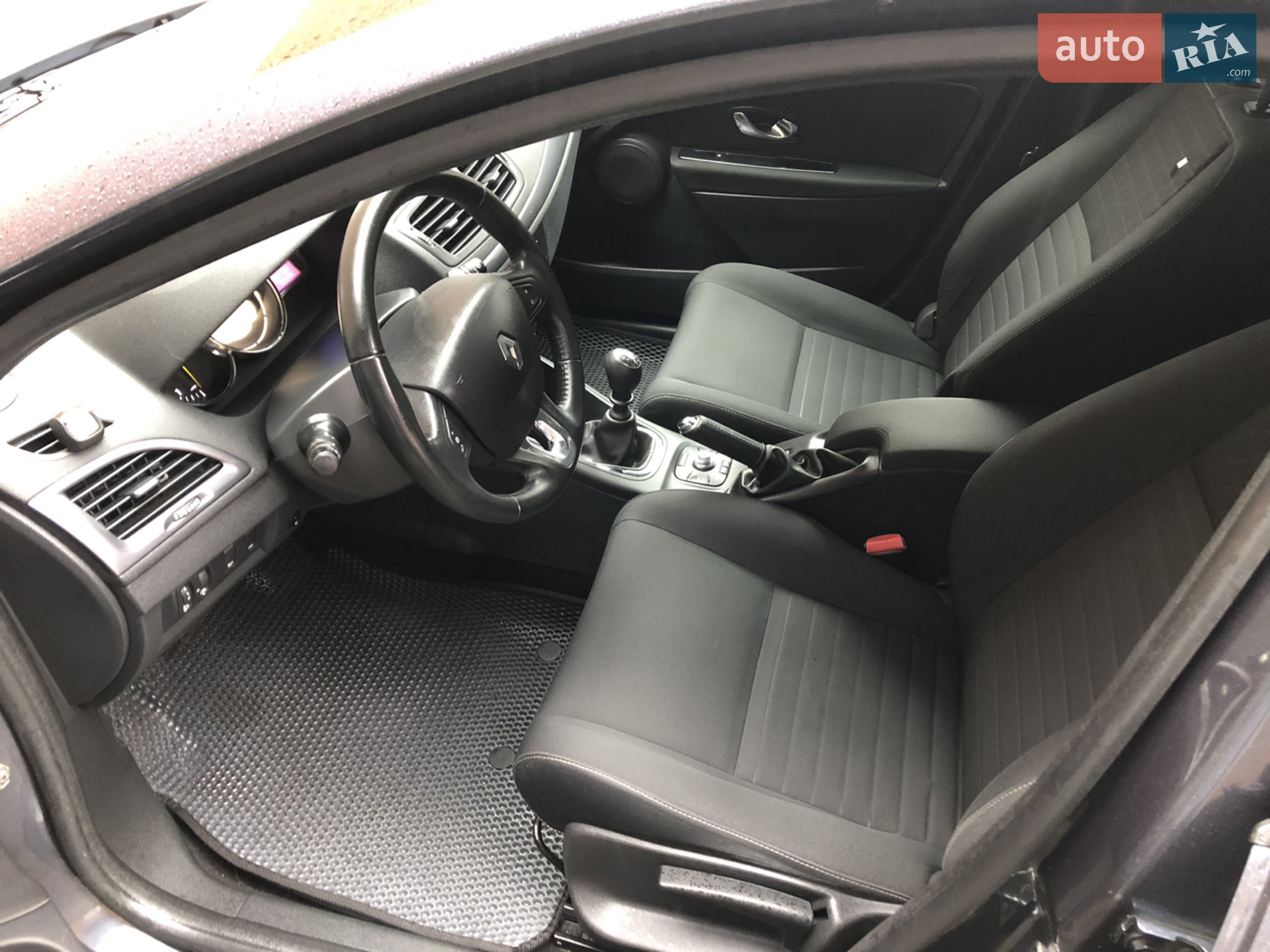2015 Renault Megane - мініатюра 9
