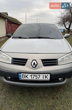 Седан Renault Megane 2005 в Млинове