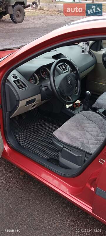 Универсал Renault Megane 2004 в Краснограде