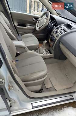 Седан Renault Megane 2003 в 