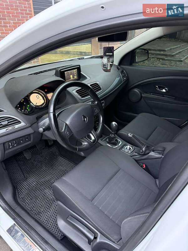 Універсал Renault Megane 2016 в Новомосковську