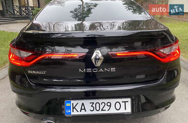 Седан Renault Megane 2019 в 