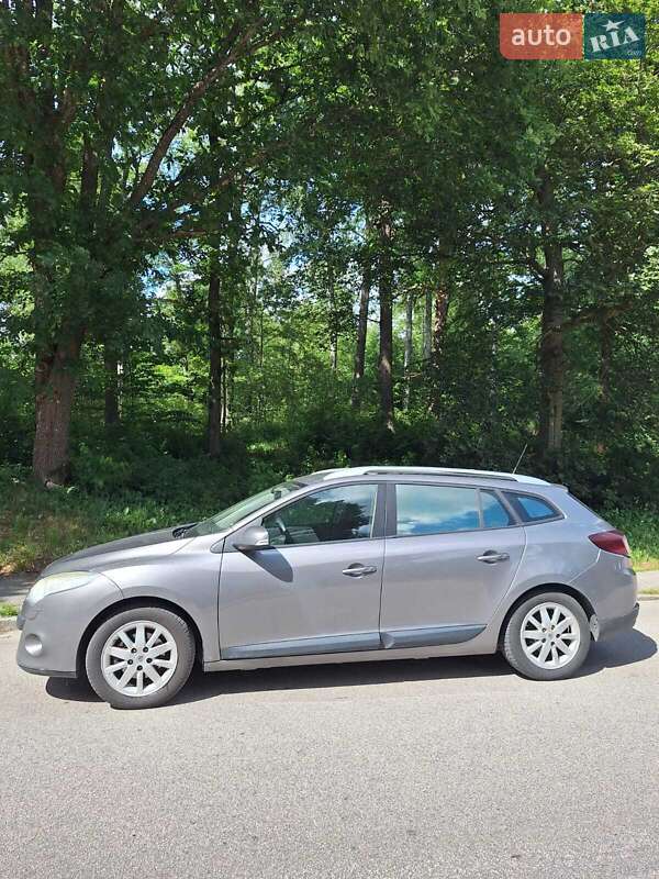 Універсал Renault Megane 2010 в Черкасах фото 2 Універсал Renault Megane 2010 в Черкасах