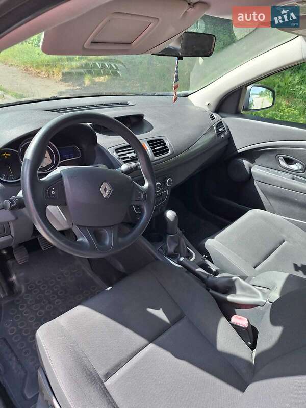 Універсал Renault Megane 2010 в Черкасах фото 6 Універсал Renault Megane 2010 в Черкасах