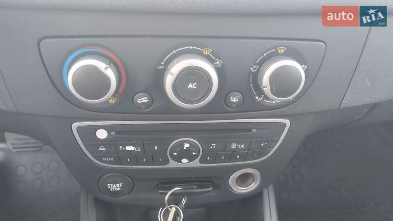 Універсал Renault Megane 2010 в Черкасах фото 13 Універсал Renault Megane 2010 в Черкасах