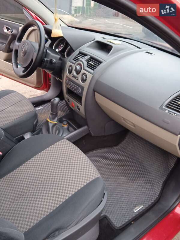 Универсал Renault Megane 2004 в Полтаве фото 9 Универсал Renault Megane 2004 в Полтаве
