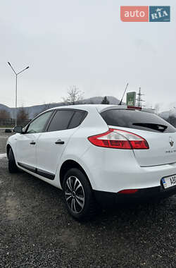 Хэтчбек Renault Megane 2011 в Иршаве