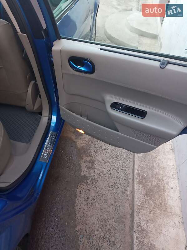 Универсал Renault Megane 2005 в Николаеве фото 41 Универсал Renault Megane 2005 в Николаеве