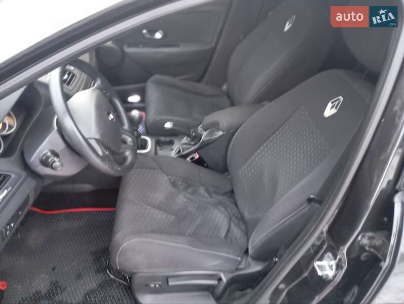 Універсал Renault Megane 2010 в Вараші