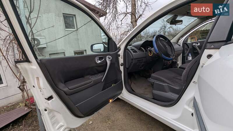 Хетчбек Renault Megane 2005 в Карнаухівці