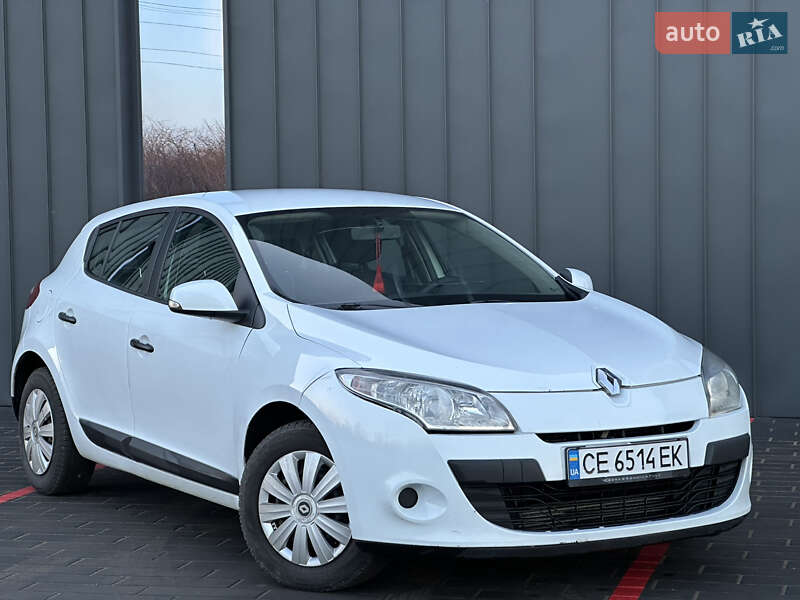 Хэтчбек Renault Megane 2011 в Первомайске