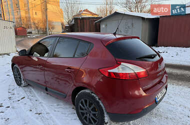 Хетчбек Renault Megane 2011 в Косові