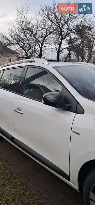 Универсал Renault Megane 2011 в Долине