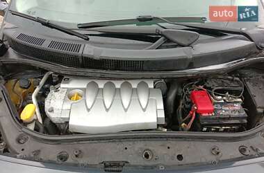 Минивэн Renault Megane 2005 в 