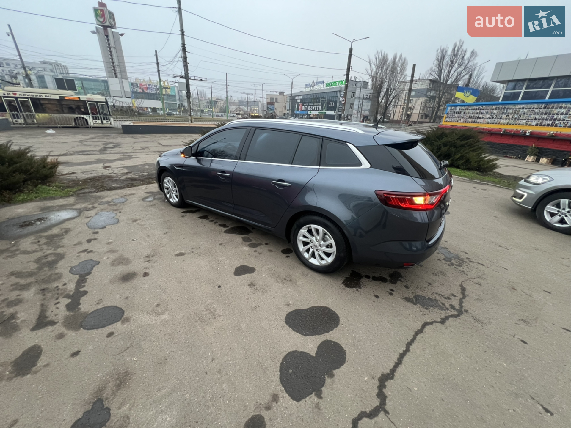Renault Megane 2017 VIN VF1RFB00256880638 фото оголошення 12 з 28