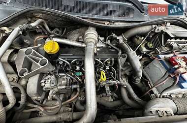 Седан Renault Megane 2004 в 
