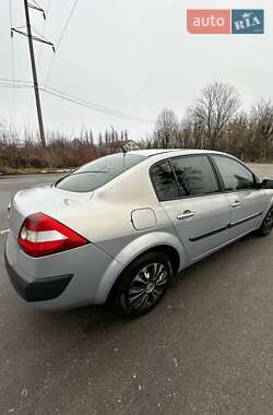 Седан Renault Megane 2004 в 
