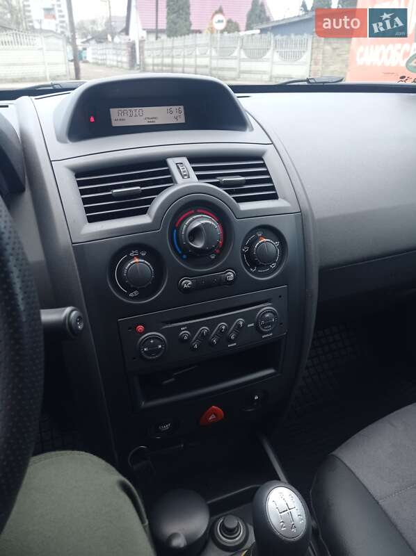Универсал Renault Megane 2008 в Остроге