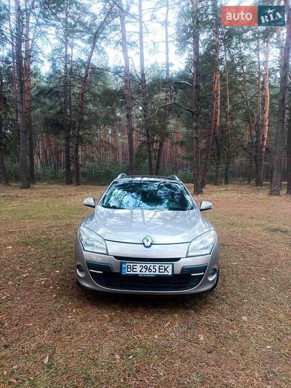 Универсал Renault Megane 2009 в 