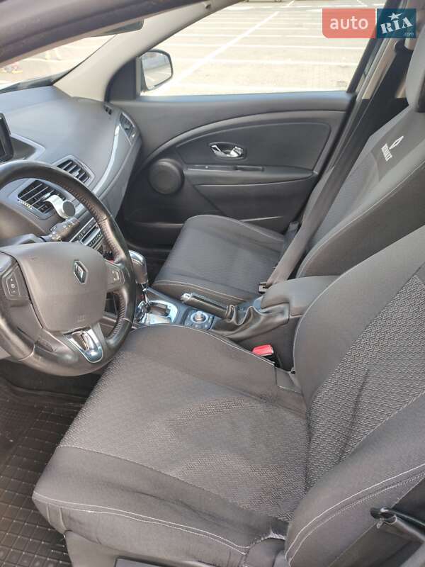 Універсал Renault Megane 2015 в Києві фото 12 Універсал Renault Megane 2015 в Києві