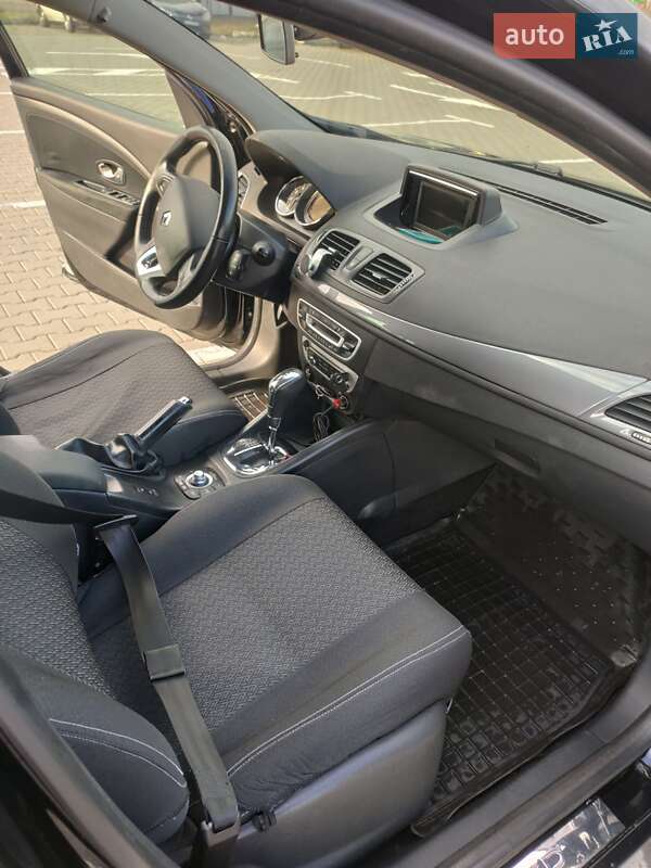 Універсал Renault Megane 2015 в Києві фото 18 Універсал Renault Megane 2015 в Києві