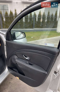 Хэтчбек Renault Megane 2008 в 