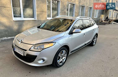 Універсал Renault Megane 2011 в Чернівцях