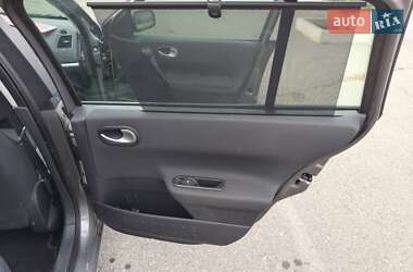 Универсал Renault Megane 2009 в 