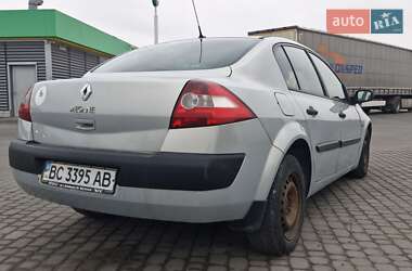 Седан Renault Megane 2004 в Малехові