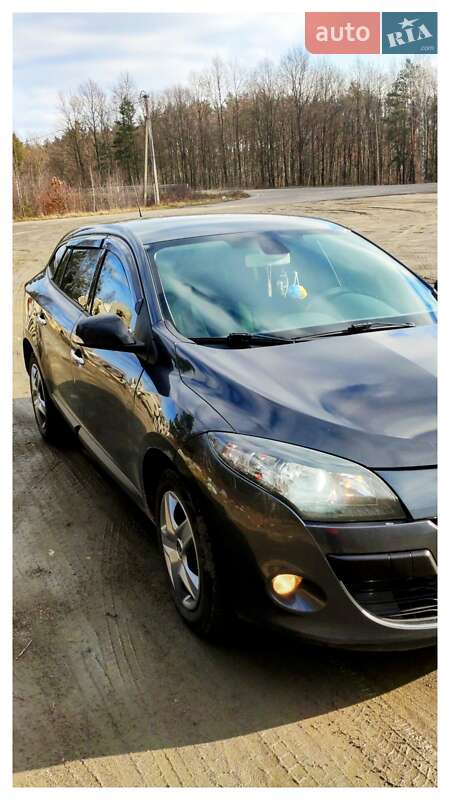 Универсал Renault Megane 2011 в 