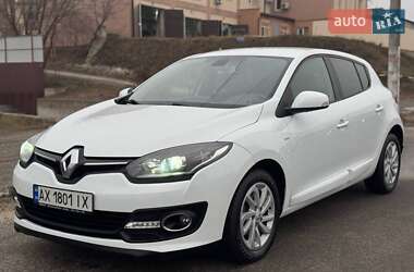 Хэтчбек Renault Megane 2015 в 