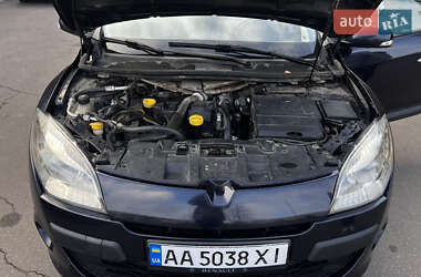 Хэтчбек Renault Megane 2008 в 