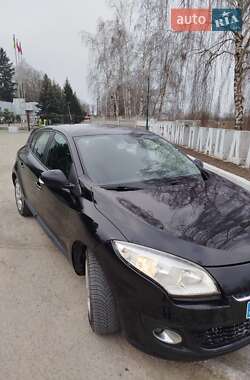 Хэтчбек Renault Megane 2013 в 