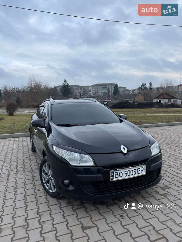 Универсал Renault Megane 2011 в 