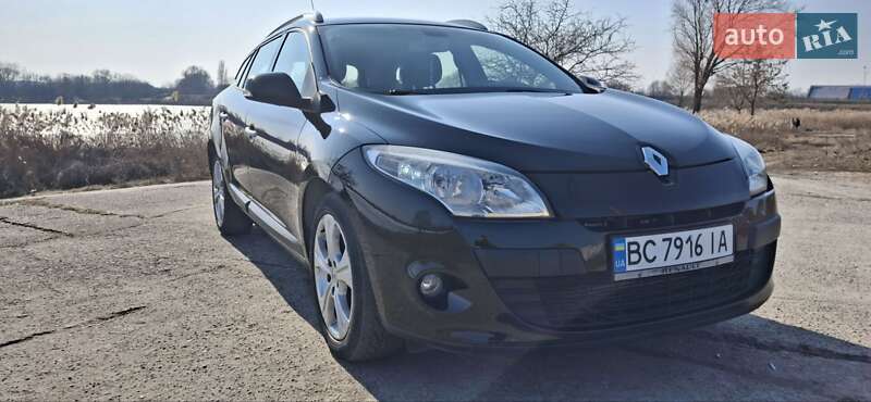 Универсал Renault Megane 2011 в Нетешине