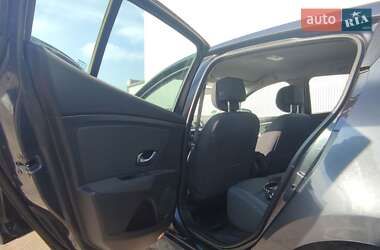 Хэтчбек Renault Megane 2009 в 