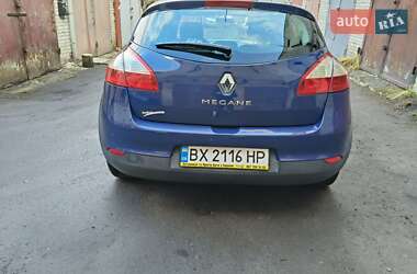 Хэтчбек Renault Megane 2009 в 