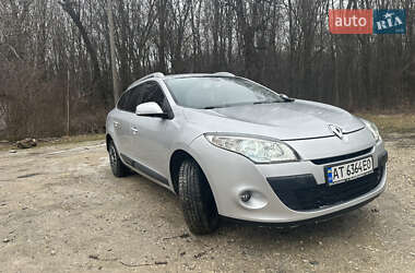 Универсал Renault Megane 2011 в Гусятине