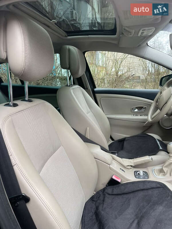 Хэтчбек Renault Megane 2010 в Киеве фото 26 Хэтчбек Renault Megane 2010 в Киеве